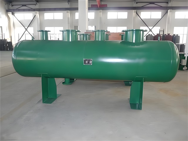 鲁甸集分水器清洗